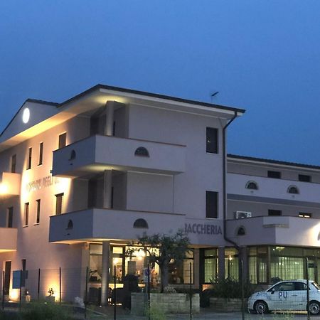 Pensione Degli Ulivi Порто-Сант'Эльпидио Экстерьер фото